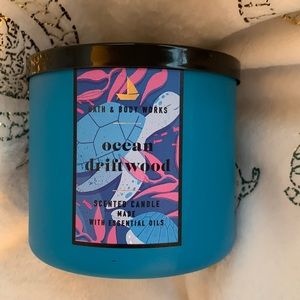 Bath and Body Ocean Driftwood 3 wick candle